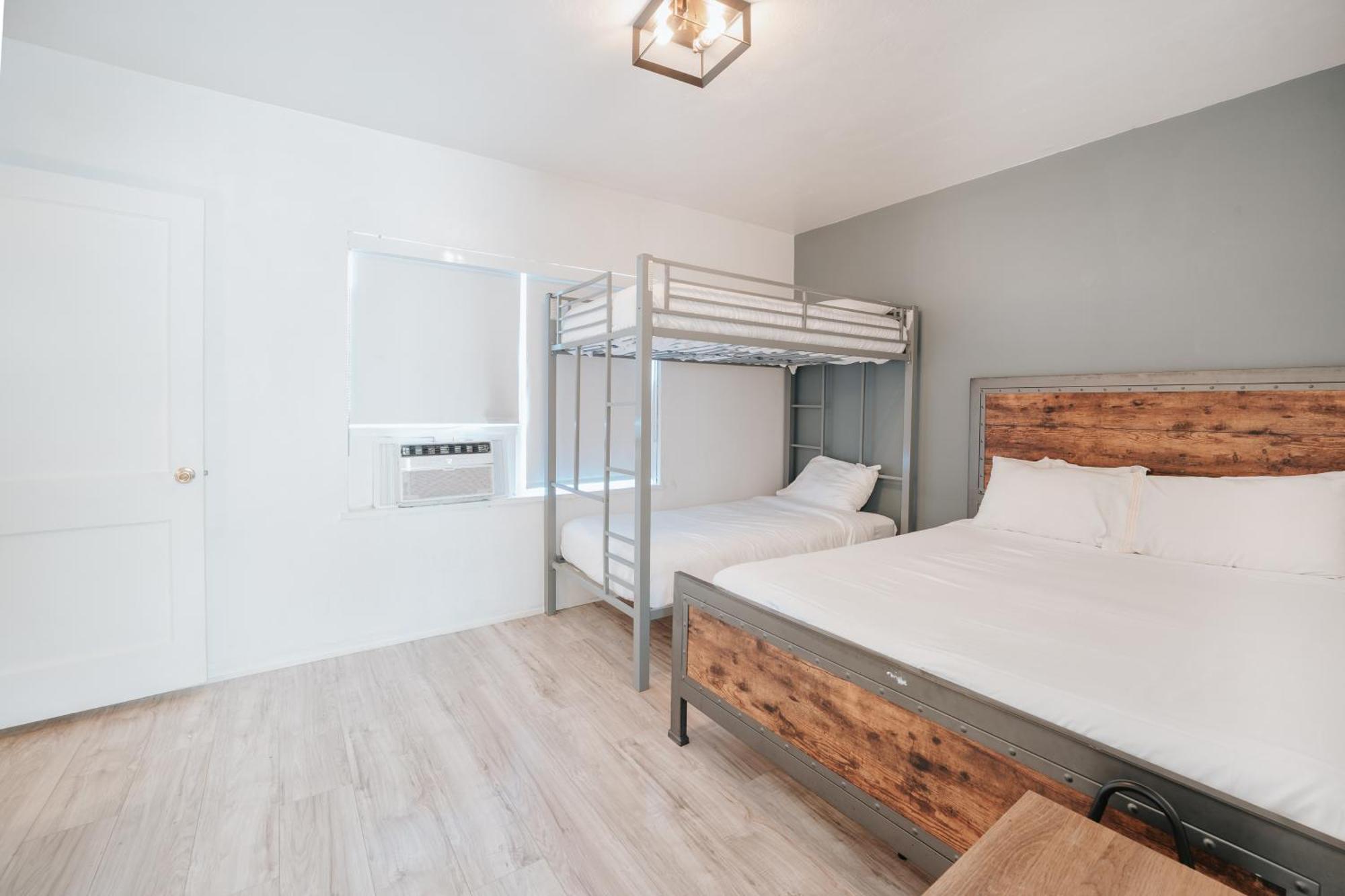 Praia Hotel Hollywood Eksteriør billede